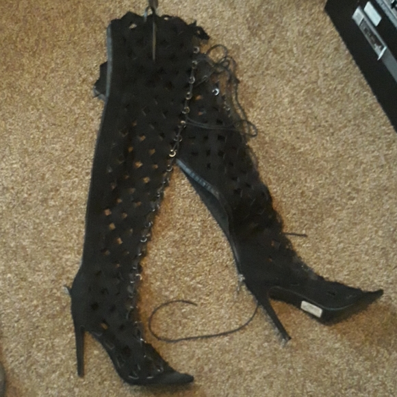 Knee HigH Hills - Picture 4 of 6